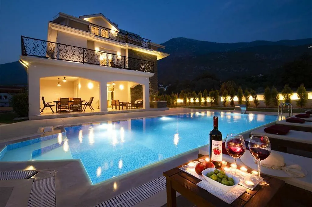 Villa Turhan Konagi Fethiye Tyrkiet